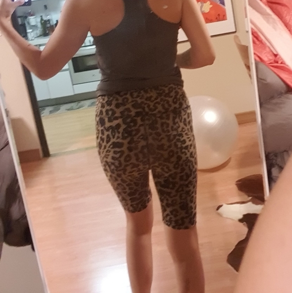 LNA leopard bike shorts - Picture 3 of 4